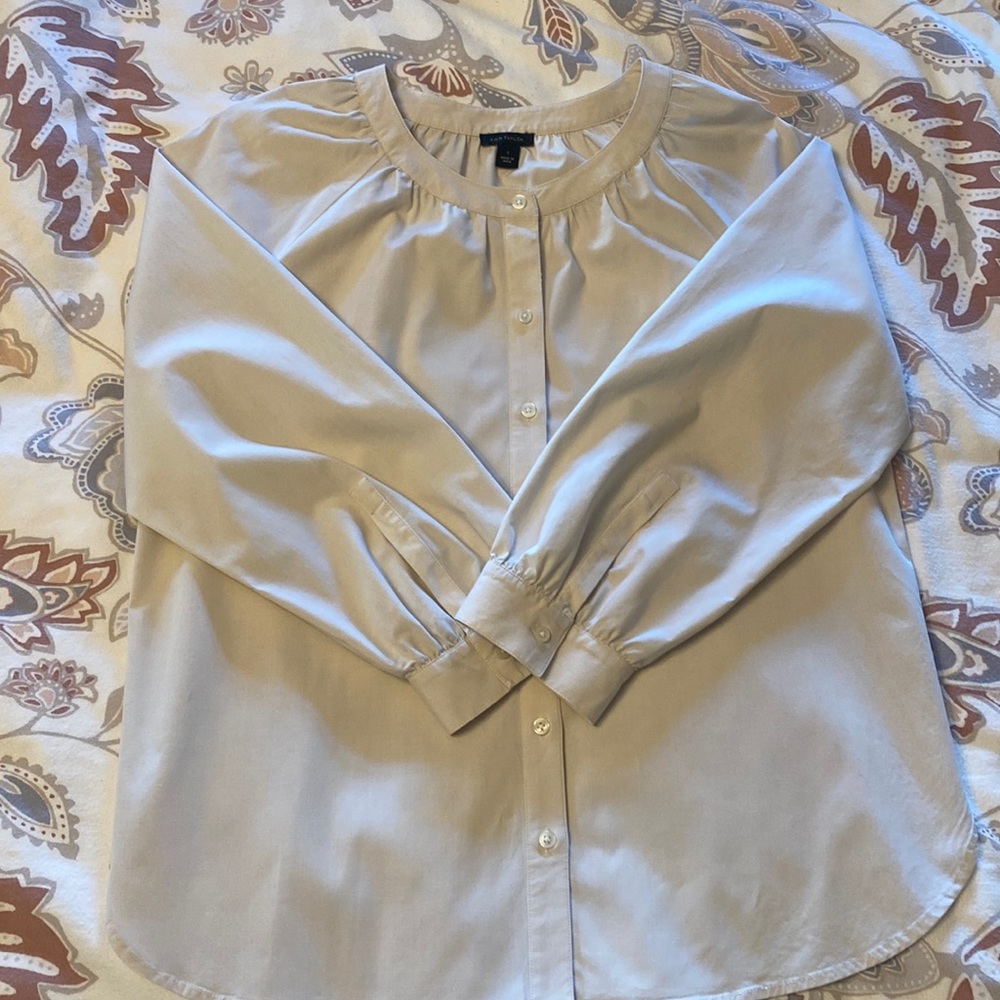 Ann Taylor collarless button up